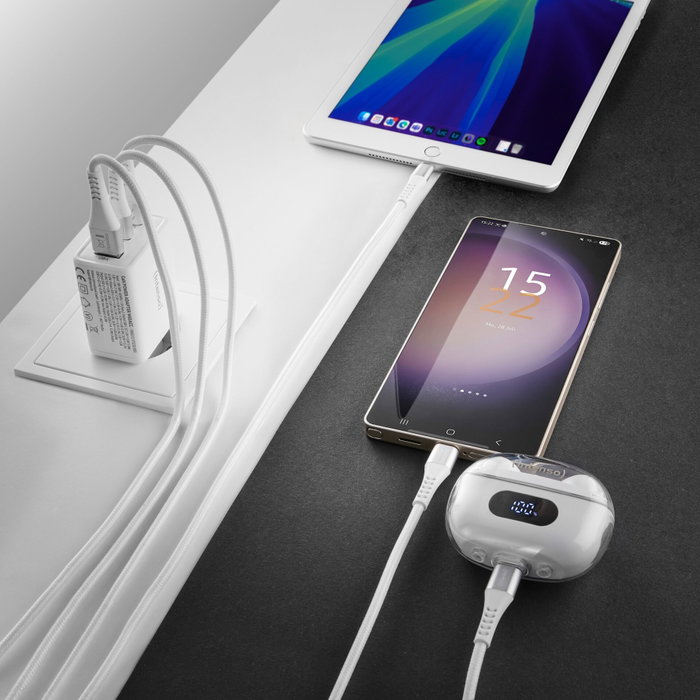 Intenso Power Adapter W65ACC GaN 65W 2x USB-C 1x USB-A Blanco