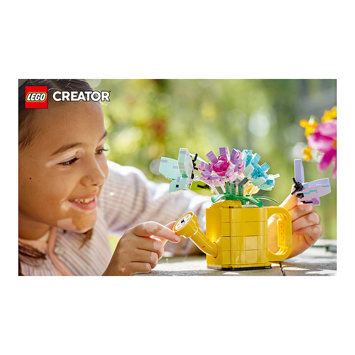 LEGO Creator 3 en 1 Flores en Regadera 31149, 420 piezas