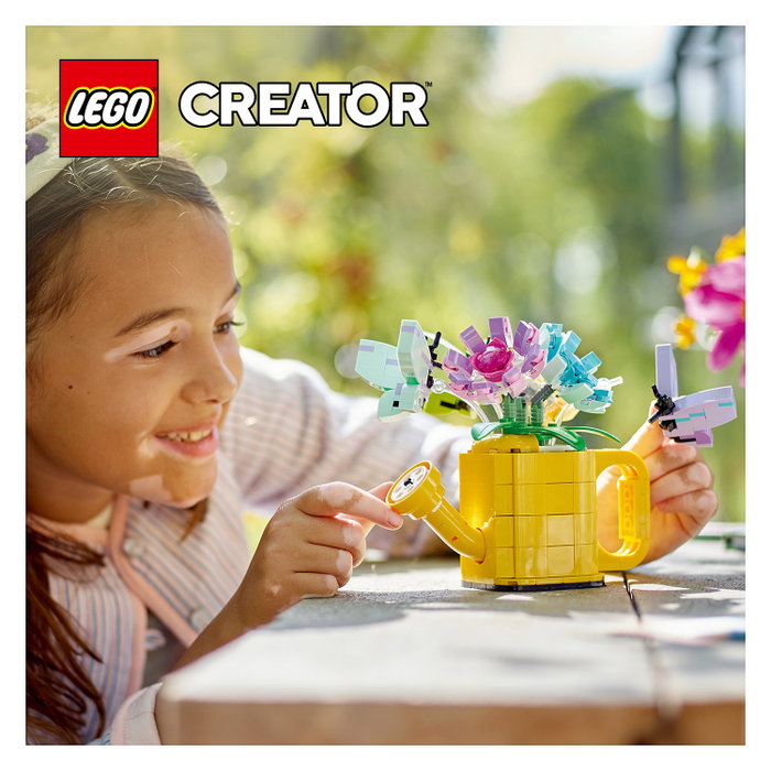 LEGO Creator 3 en 1 Flores en Regadera 31149, 420 piezas