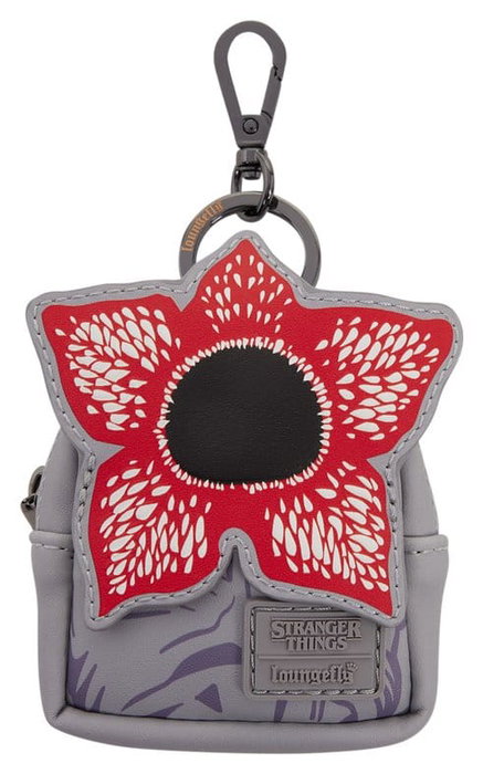 Loungefly Stranger Things Mystery Box Expositor con 15 Encantos del Bolso