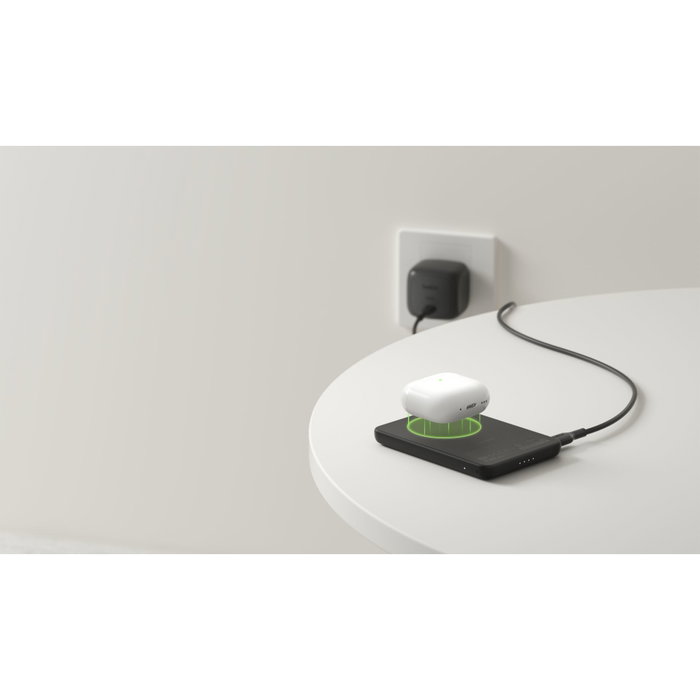 Belkin BoostCharge Slim 5000mAh Magnética con Qi2 - Negro