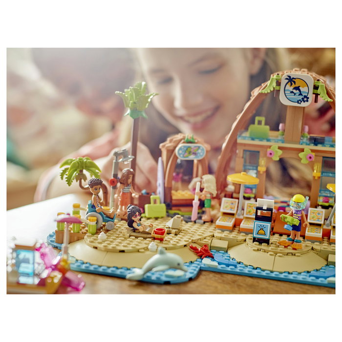 LEGO Friends Hotel de Vacaciones Familiares en la Playa 42673 LEGO Friends Hotel de Vacaciones Familiares en la Playa 42673