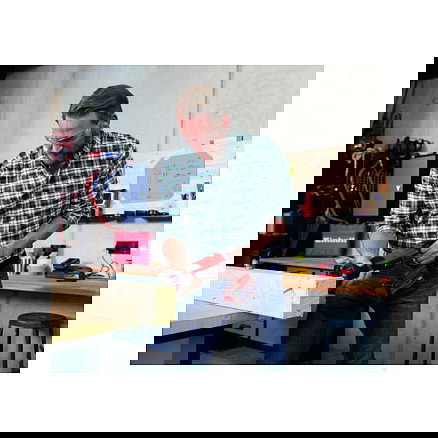 Einhell TP-AP 18/28 Li BL solo Sierra Universal de Batería Sin Escobillas Profundidad de Corte 20 cm Madera 1.2 cm Acero