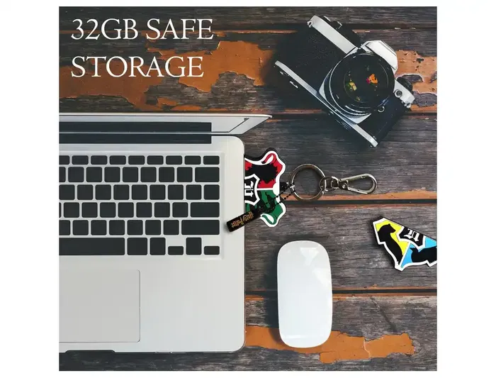 Wondee Llavero USB Harry Potter Hogwarts 32GB con Adaptador USB C Wondee Llavero USB Harry Potter Hogwarts 32GB con Adaptador USB C