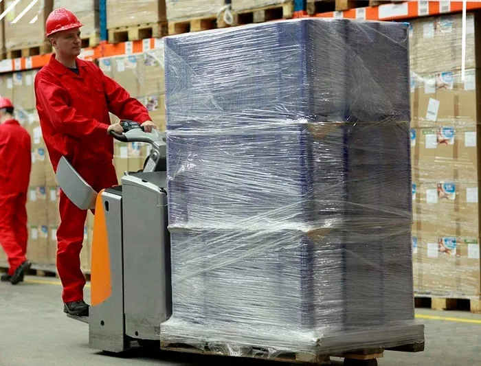 Q-connect Film Extensible Manual Transparente, 500 mm Ancho x 145 m Largo, 23 Micras