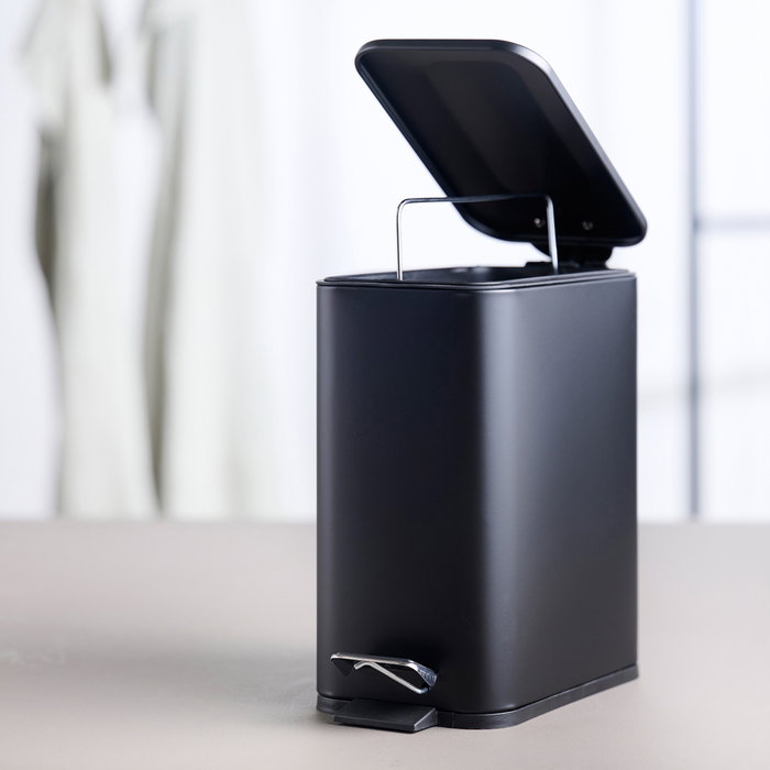 Day Cubo 5 L Con Pedal Acabados Metal Plástico Cierre Suave