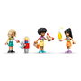 LEGO Friends 42686 Parque de Juegos Cubierto Set de Construcción con 668 Piezas y Minipersonajes para Niños a Partir de 7 Años