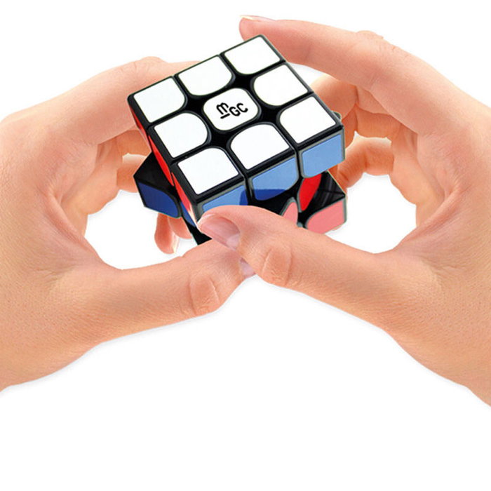 Cayro Professional Speed Cube Magnetic Version 3X3 Cayro Professional Speed Cube Magnetic Version 3X3