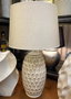 DKD Home Decor Lámpara de Sobremesa de Porcelana y Algodón con Hojas, Blanco