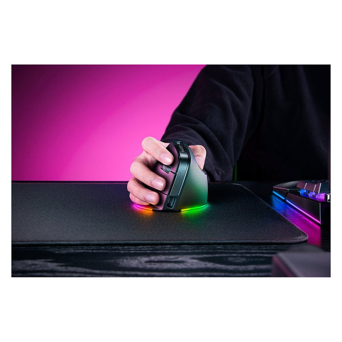 Razer Pro Click V2 Vertical Ratón Ergonómico Inalámbrico / RZ01-05250100-R3G1 Negro Razer Pro Click V2 Vertical Ratón Ergonómico Inalámbrico / RZ01-05250100-R3G1 Negro