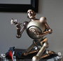 Queen Estatua 3D Vinyl Queen Robot (News of the World) 20 x 21 x 24 cm