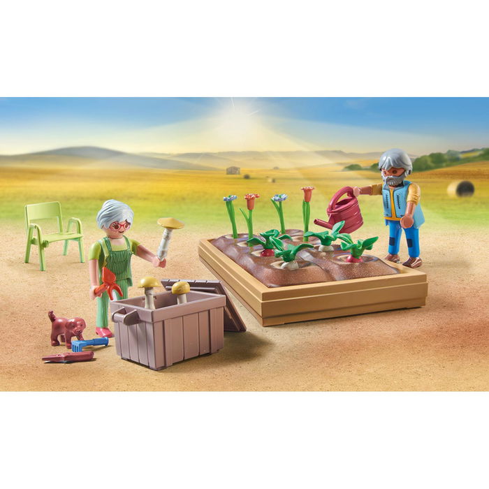 PLAYMOBIL Juego de Rol Granja Huerto Con Abuelos Country 71443, Figuras con Animales y Accesorios, Material Sostenible, +4 Años
