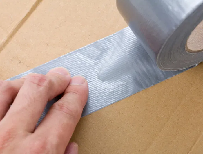 Q-connect Cinta Adhesiva Americana 48 mm x 25 m, Super Fuerte, Plateada