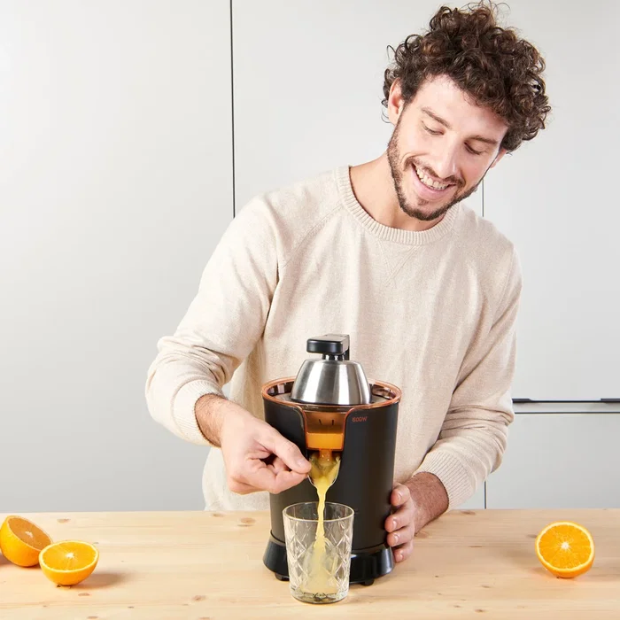 Taurus Easy Press 600 924257000 Licuadora centrífuga 600W Anti Goteo Capacidad 0.65L Negro y Marrón