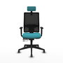 Silla de oficina Horna con mecanismo Sincro/Traslack tapizada con Tela color Turquesa y malla color Negro. Equipada con lumbar 1D, Brazos 1D, Cabecero 2D y Ruedas 65 mm parqué
