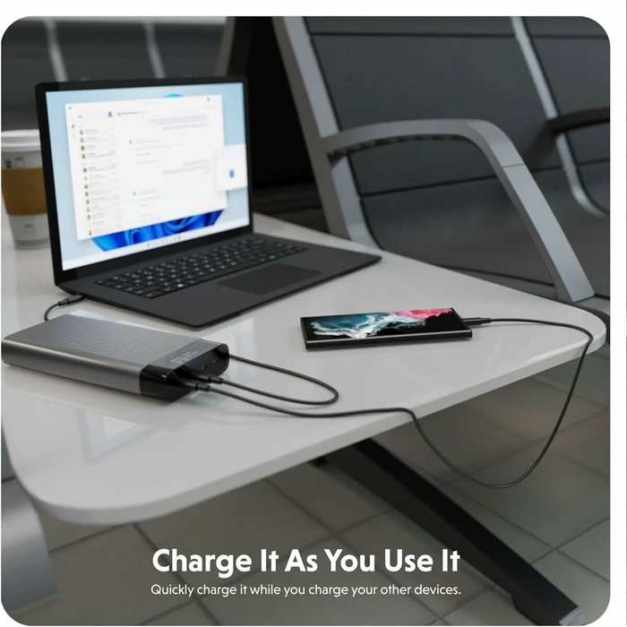 Targus Hyper HJ245B Batería Externa 27000 mAh Plata