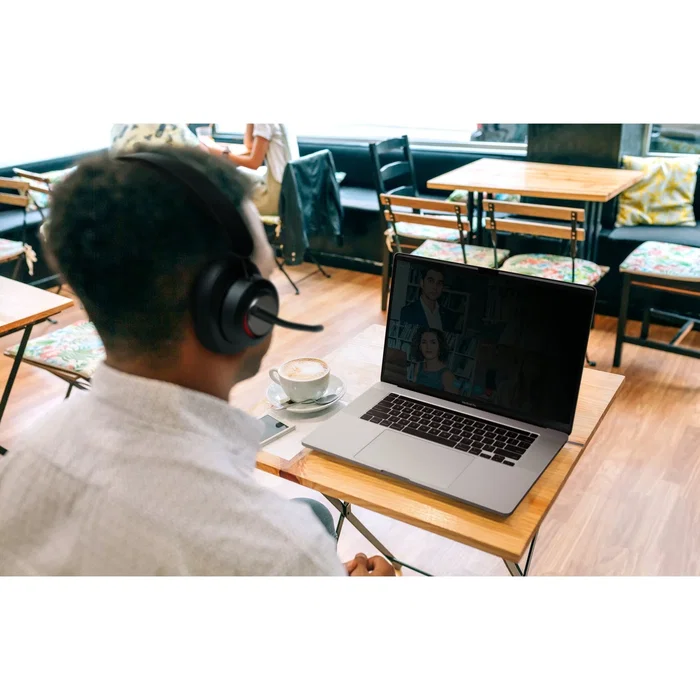 Kensington K58371WW - Filtro Magnético de Privacidad MagPro Elite para MacBook Pro 16" (2021-2024), Reducción Luz Azul 52%, Ángulo Visión 30°, Cierre Total, Negro