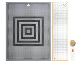 Fiskars Juego de costura MAXI con alfombrilla, regla y cúter rotativo