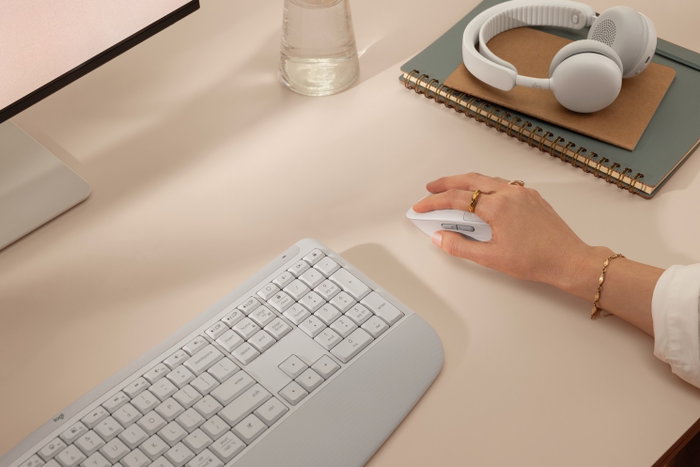 Logitech Signature Comfort Plus MK880 Combo de Teclado y Ratón Inalámbrico Blanco