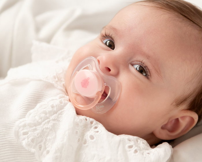 KioKids Set 2 Chupetes Ortodónticos Rosa y Gris 6-12 Meses Polipropileno y Silicona KioKids Set 2 Chupetes Ortodónticos Rosa y Gris 6-12 Meses Polipropileno y Silicona