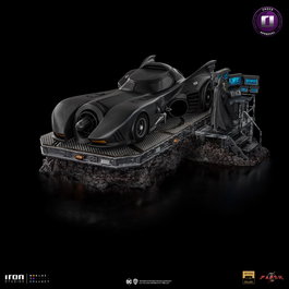 Iron Studios Estatua Art Scale Deluxe 1/10 The Flash Movie Batmobile