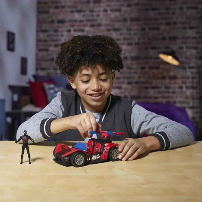 Hasbro Venom Versus Miles Remix Blast Racer con figura Miles Morales