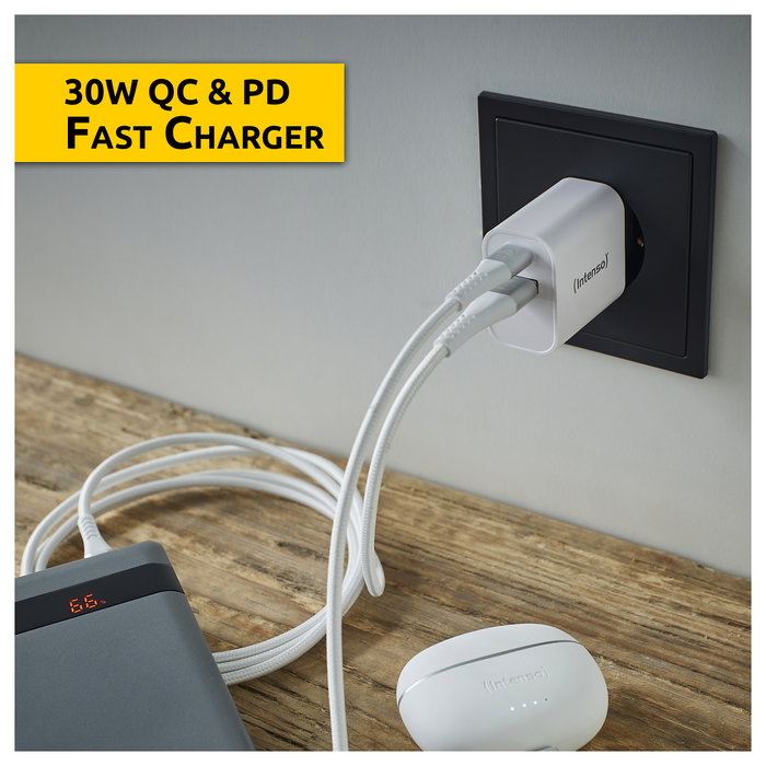 Intenso Power Adapter W30AC 1x USB-A 1x USB-C 30W Blanco
