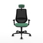 Silla de oficina Mardos con mecanismo Sincro tapizada con Tela color Verde esmeralda y malla color Negro. Equipada con lumbar 1D, Brazos 1D, Cabecero 2D y Ruedas 65mm nailon