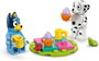 LEGO Bluey Bluey y Chloe en el patio de recreo con animales de construcción para niños de 4 años