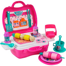 MATTEL Playset Glamping Barbie con más de 20 piezas para juego de rol, funda de viaje incluida, edad +3 años