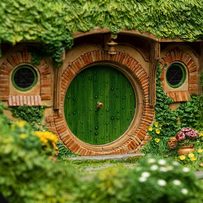 Weta Workshop Estatua Bag End on the Hill de El Señor de los Anillos