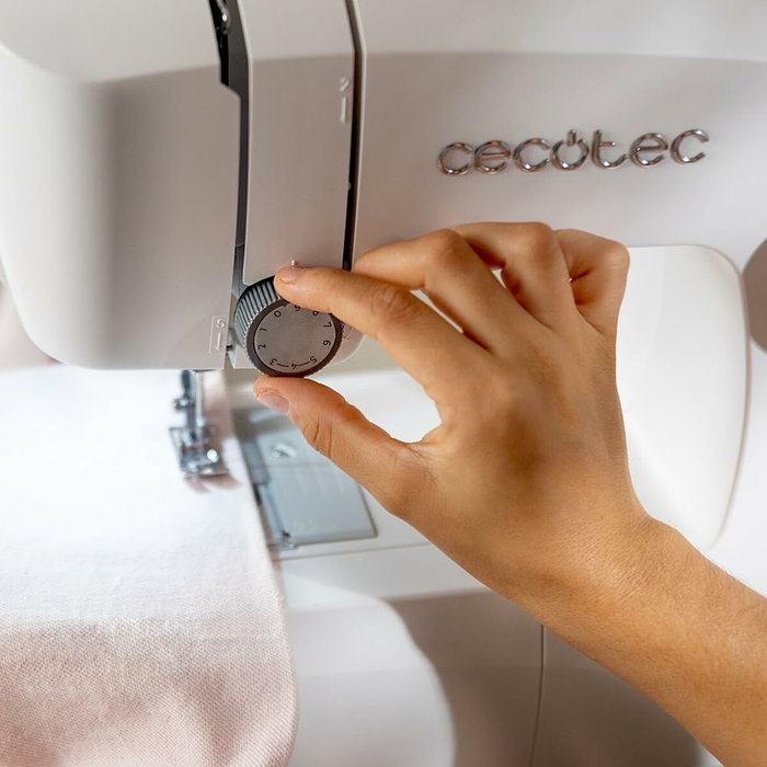 Máquina de Coser Cecotec BelleCouture 1500