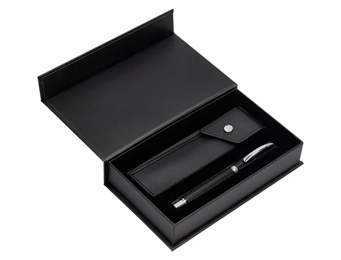 Belius Turbo Roller y estuche aluminio textura punteada negro plateado tinta negro caja de diseño