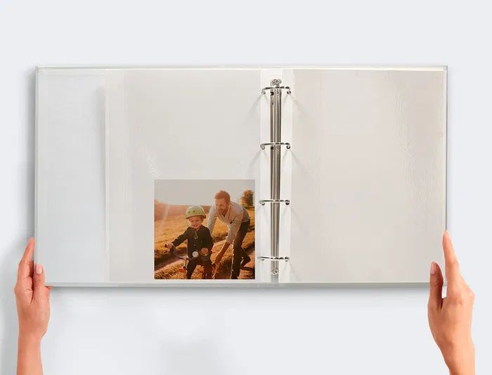 Liderpapel Álbum de Fotos con Anillas y 20 Hojas Autoadhesivas - Medidas 325x270mm