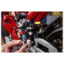 LEGO 42202 Technic Ducati Panigale V4 S Moto de Construcción para Adultos - 1604 Piezas - Modelo Réplica de Motorrad