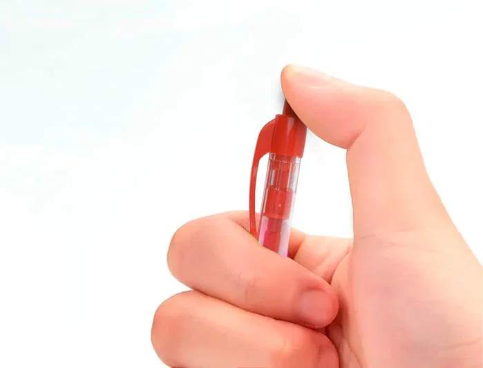 Q-connect Bolígrafo Retráctil Rojo con Tinta de Aceite 0,7 mm