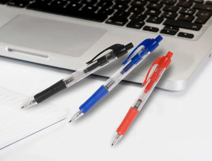 Q-connect Bolígrafo Retráctil Rojo con Tinta de Aceite 0,7 mm