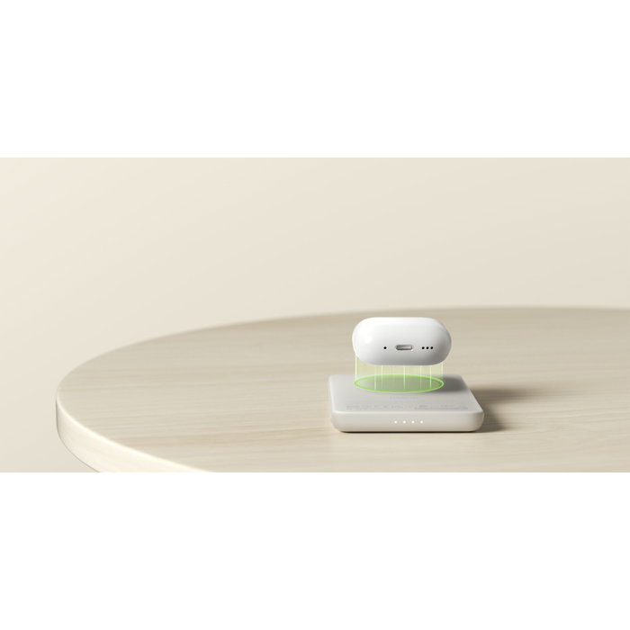 Belkin BoostCharge Slim 5000mAh Mag. PB 15W USB-C Beige BPD021hqSA Belkin BoostCharge Slim 5000mAh Mag. PB 15W USB-C Beige BPD021hqSA