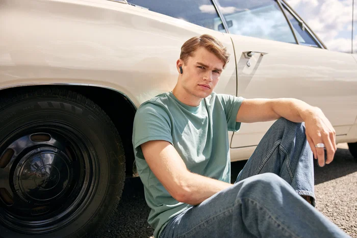 Urbanista Austin Auriculares True Wireless (TWS) Intraaural para Llamadas y Música Bluetooth 5.3 IPX4 Negro Midnight Black Urbanista Austin Auriculares True Wireless (TWS) Intraaural para Llamadas y Música Bluetooth 5.3 IPX4 Negro Midnight Black