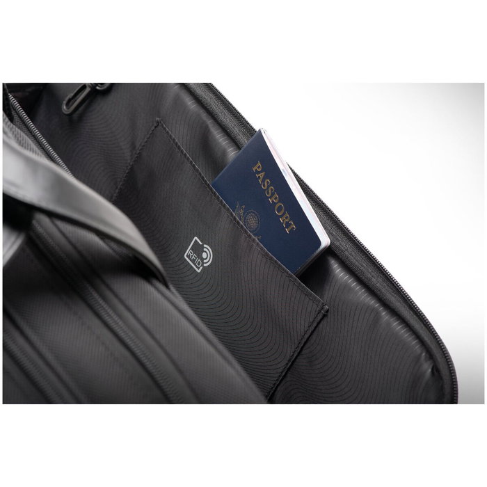 Kensington Maletín Contour™ 2.0 Pro para portátiles 17” Kensington Maletín Contour™ 2.0 Pro para portátiles 17”