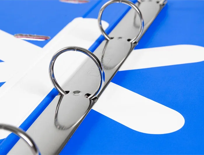 Antartik Carpeta con recambio A4, cuadro 5mm, forrada, 4 anillas 25mm redondas, color rosa, papel 100 g/m²