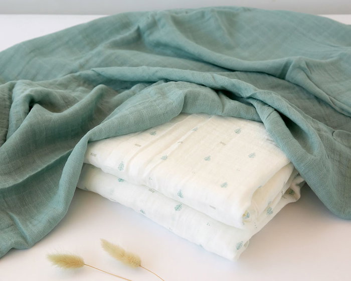 KioKids Set 2 Muselinas Salvia, Blanco Y Estampado 120x120 cm Bambú y Algodón Petit Moments KioKids Set 2 Muselinas Salvia, Blanco Y Estampado 120x120 cm Bambú y Algodón Petit Moments