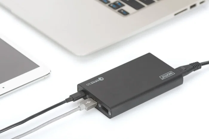 Digitus DA-10194 Estación de carga universal de viaje USB-C 40W Negro Digitus DA-10194 Estación de carga universal de viaje USB-C 40W Negro
