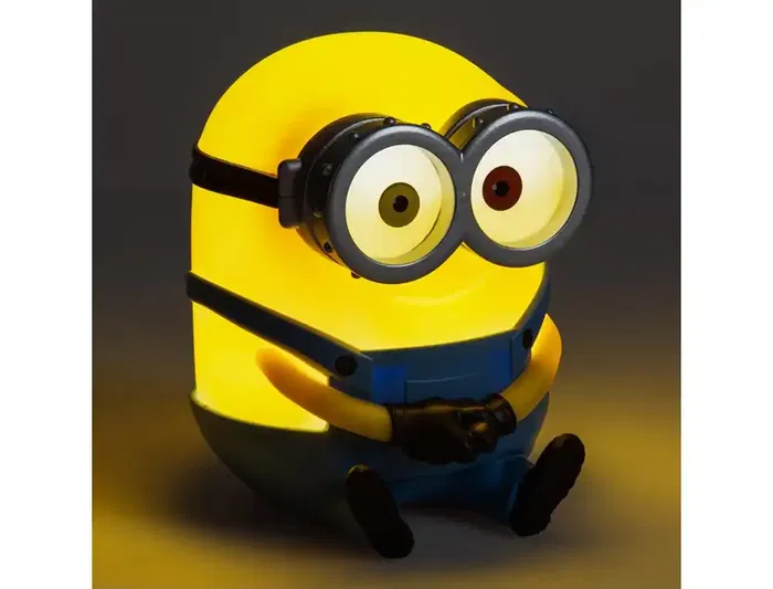 Wondee Lampara Minion Bob Capuchon 11x80x85mm Luz Decorativa Infantil Regalo Fan