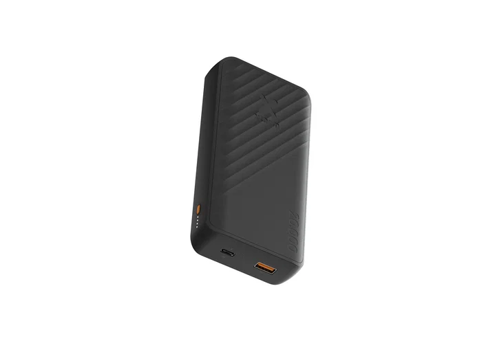 Xtorm Go2 Power Bank 20000mAh 15W Fast Charge USB-C y USB-A Negro Carbón - Batería Portátil Recargable Sostenible