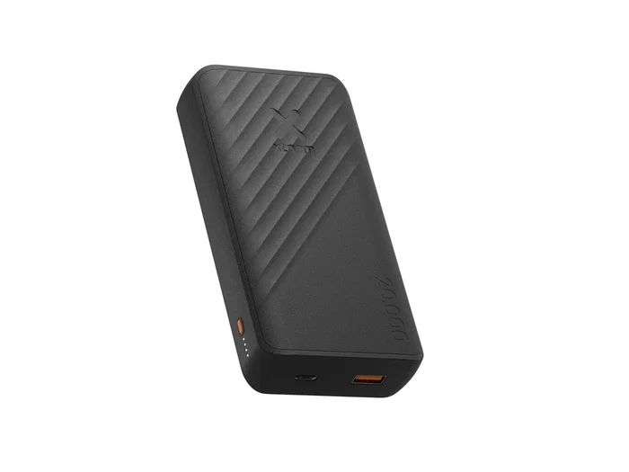 Xtorm Go2 Power Bank 20000mAh 15W Fast Charge USB-C y USB-A Negro Carbón - Batería Portátil Recargable Sostenible