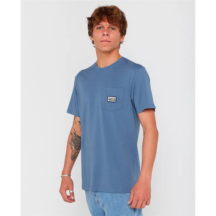 Camiseta de Manga Corta Hombre Rip Curl Sportline Badge Ss Tee Añil 7-8 Años Camiseta de Manga Corta Hombre Rip Curl Sportline Badge Ss Tee Añil 7-8 Años