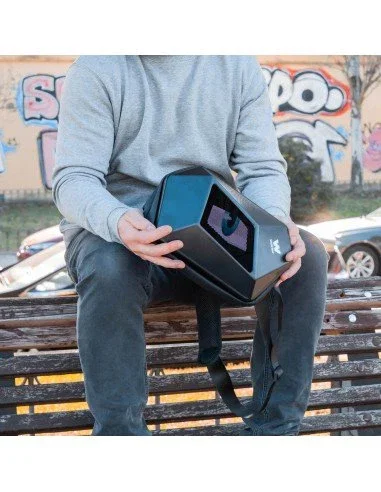 Woxter AC26-009 Mochila LED Loy-Evil Eye 6L Negro con Pantalla LED Personalizable 48x48, Bluetooth, Resistente al Agua