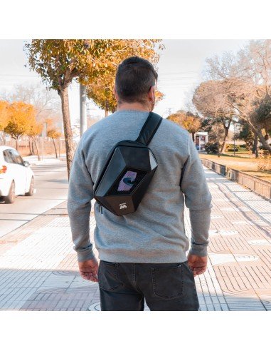 Woxter AC26-009 Mochila LED Loy-Evil Eye 6L Negro con Pantalla LED Personalizable 48x48, Bluetooth, Resistente al Agua