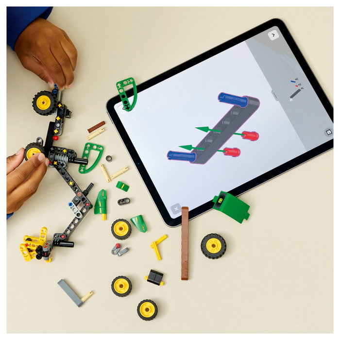 LEGO Technic John Deere 1470H Wheeled Harvester 42218